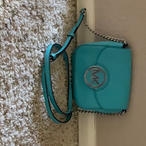 Michael kors mini crossbody bag - Picture 1 of 3